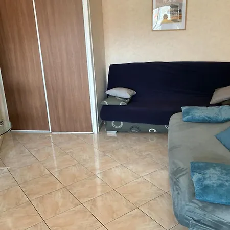 Apartment With Terrace Near The Of *